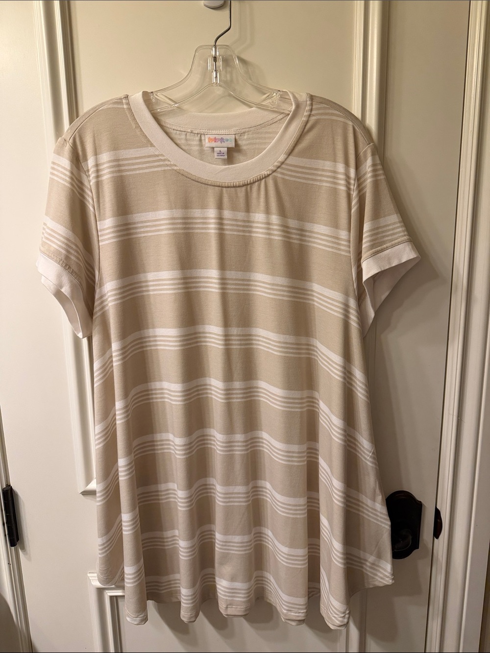 LuLaRoe Erica Swing Top